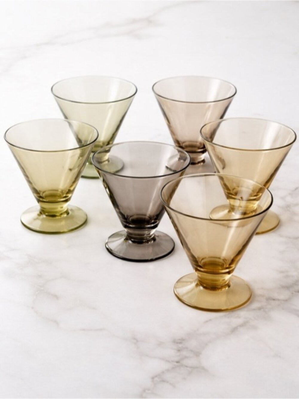 Eighteen Karat Set of 6 Dessert Glasses Parfait Cups Tinted Glass